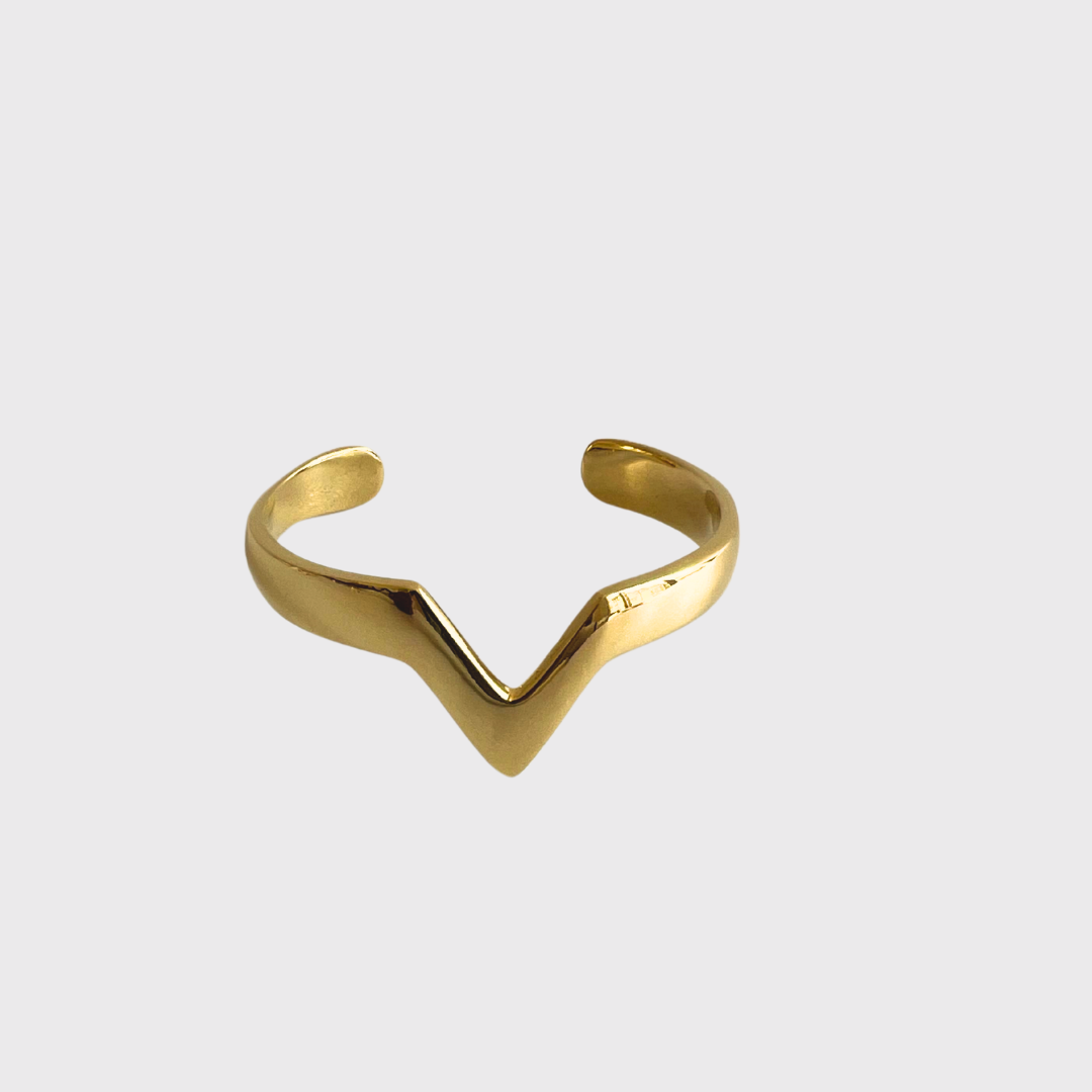 V-Shaped Brass Cuff Bracelet | Nyeupe